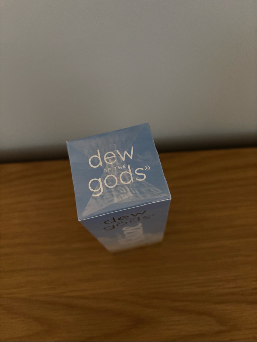 Dew of the Gods Glaze Body Serum -jilly box - Picture 2 of 3